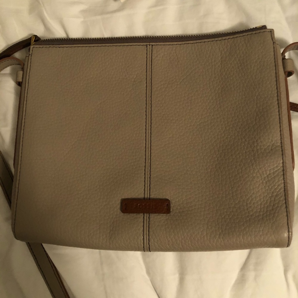 Fossil purse